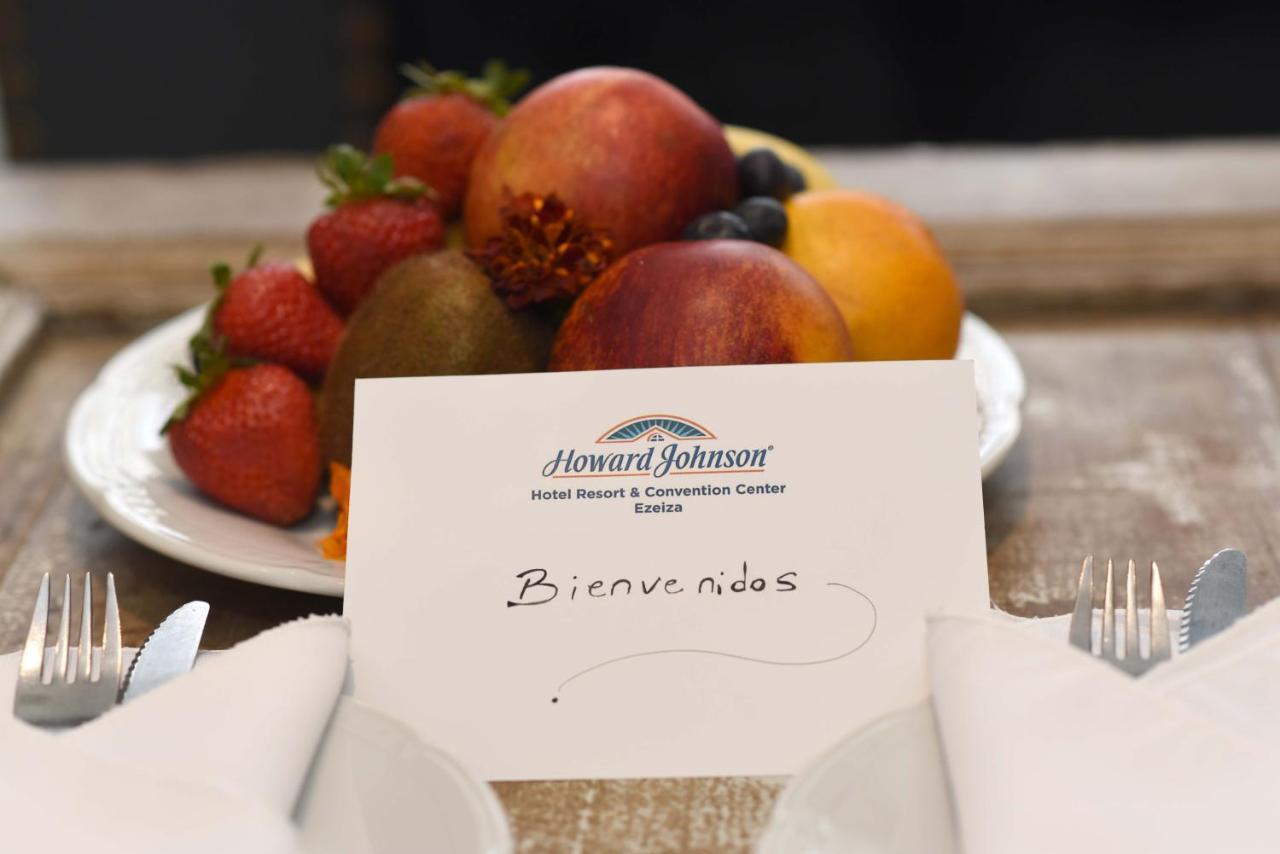 Howard Johnson Resort & Convention Center Ezeiza Exterior foto